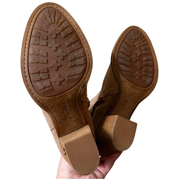 NEW SAM EDELMAN Mariella Bootie in Praline Nubuck Sz 7.5 - Picture 3 of 5